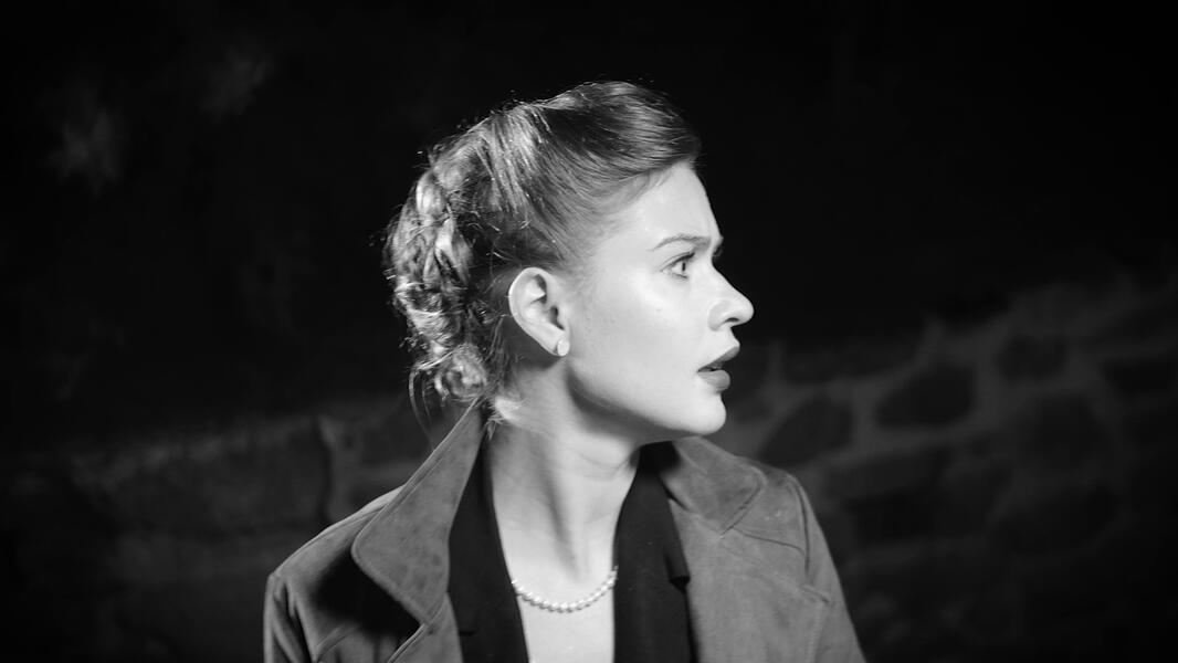 SCÈNE D'AMOUR • HITCHCOCK TRIBUTE